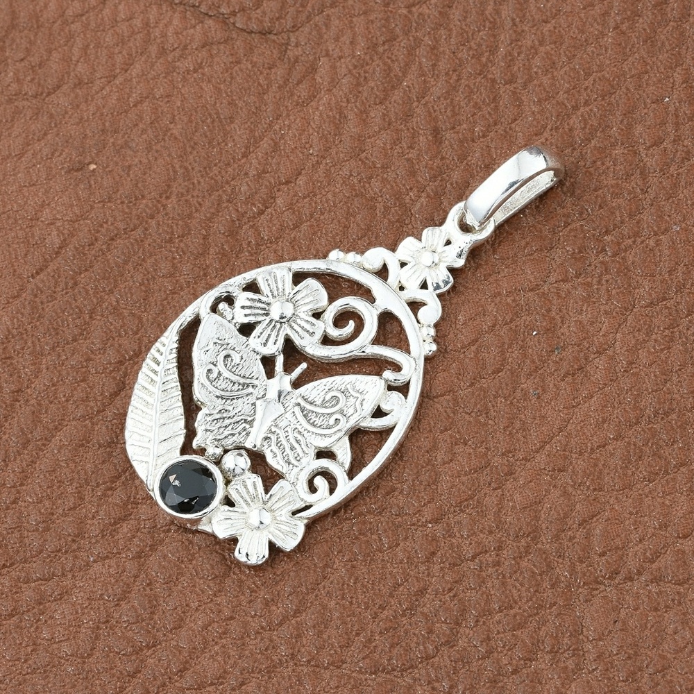 ARTISAN HANDCRAFTED STERLING PENDANT